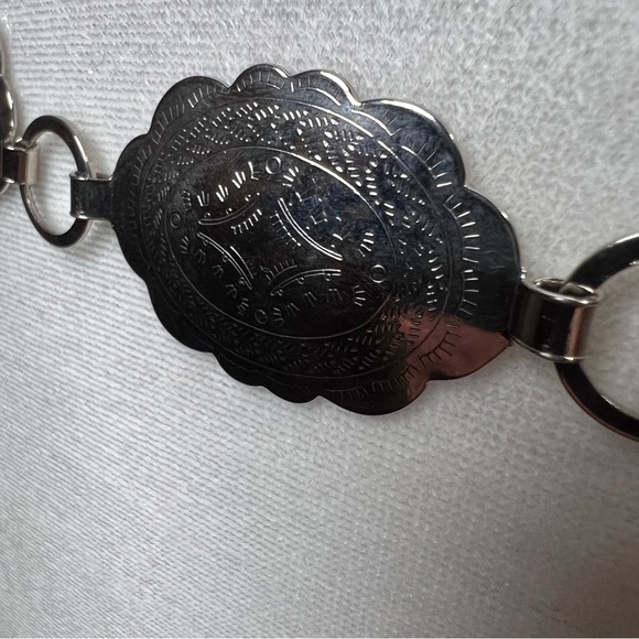 VTG Silver Tone Concho Belt Metal Scalloped Western Boho Stamped Statement O/S - Picture 9 of 9